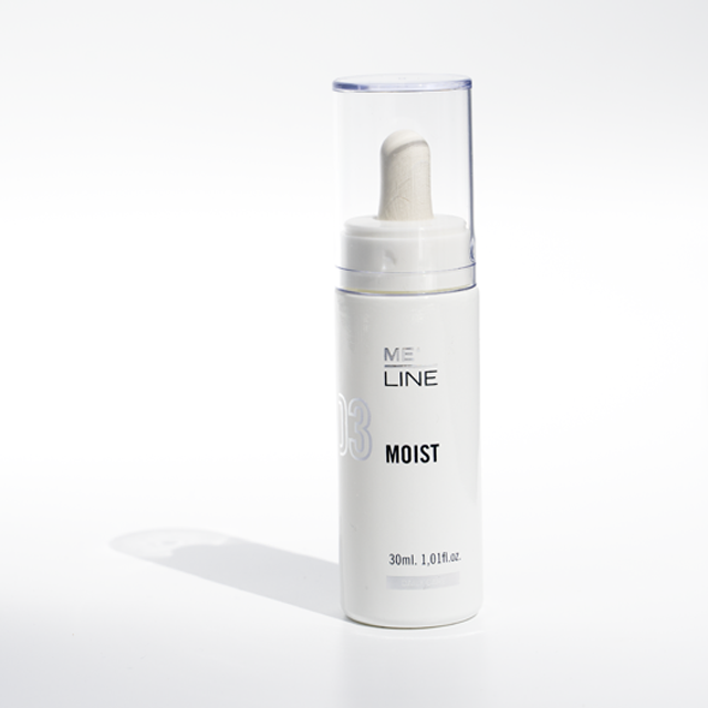 Hvit flaske med hyalaron serum, forseglende serum